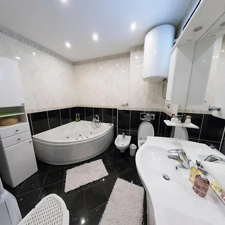 White Pearl Luxus * بيهاتش